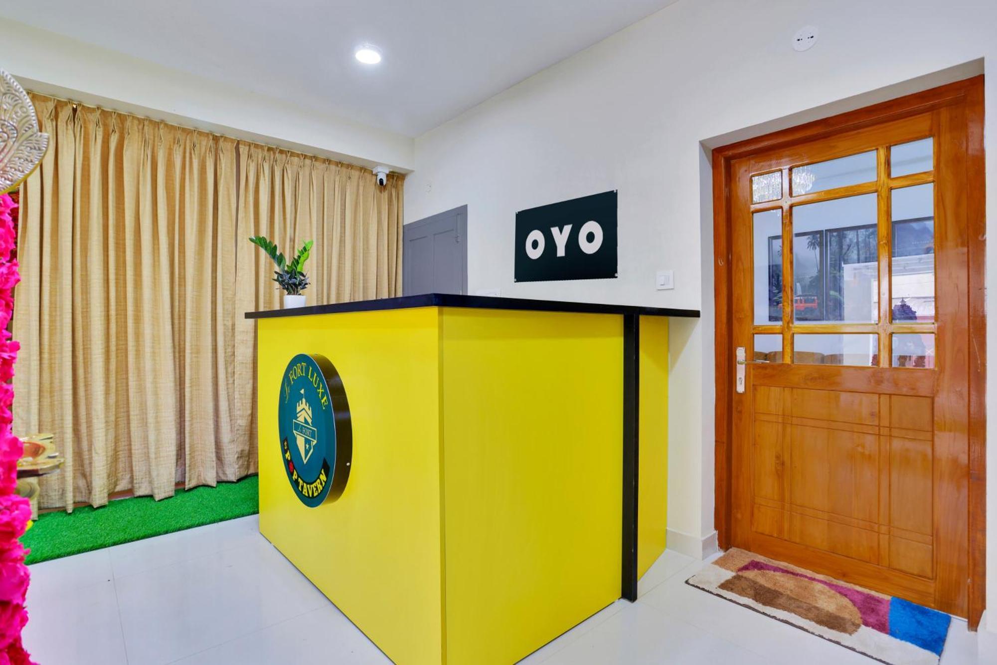 Super Collection O Lefort Luxe By Poptavern Thiruvananthapuram Buitenkant foto
